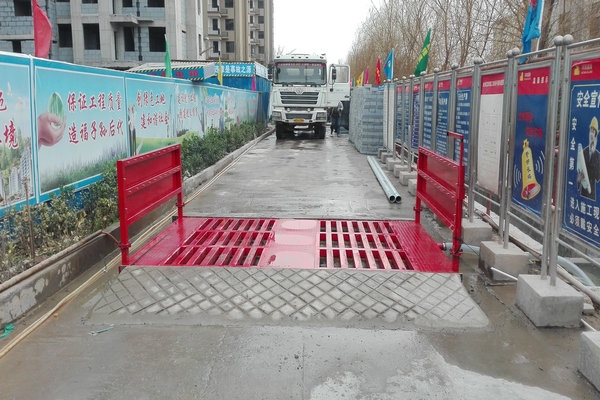 信陽(yáng)工地洗車(chē)平臺(tái)簡(jiǎn)介